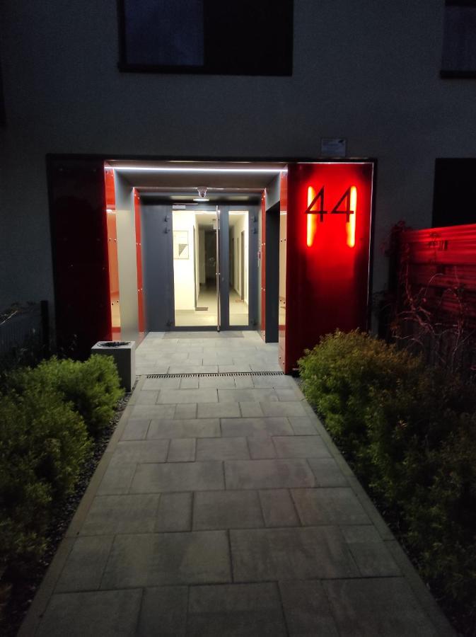 Garden Apartment Self Check-In - Bezkluczowy Dostep W 10 Minut O Kazdej Porze Cracovia Exterior foto